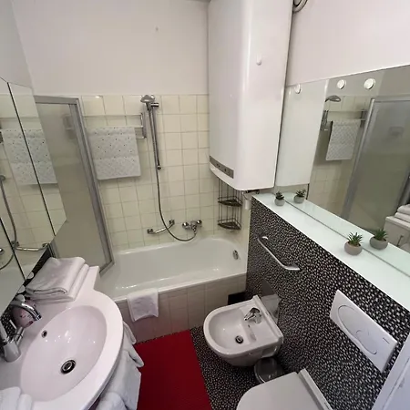 דירה Haus Kaernten באד קליניקירשהיים